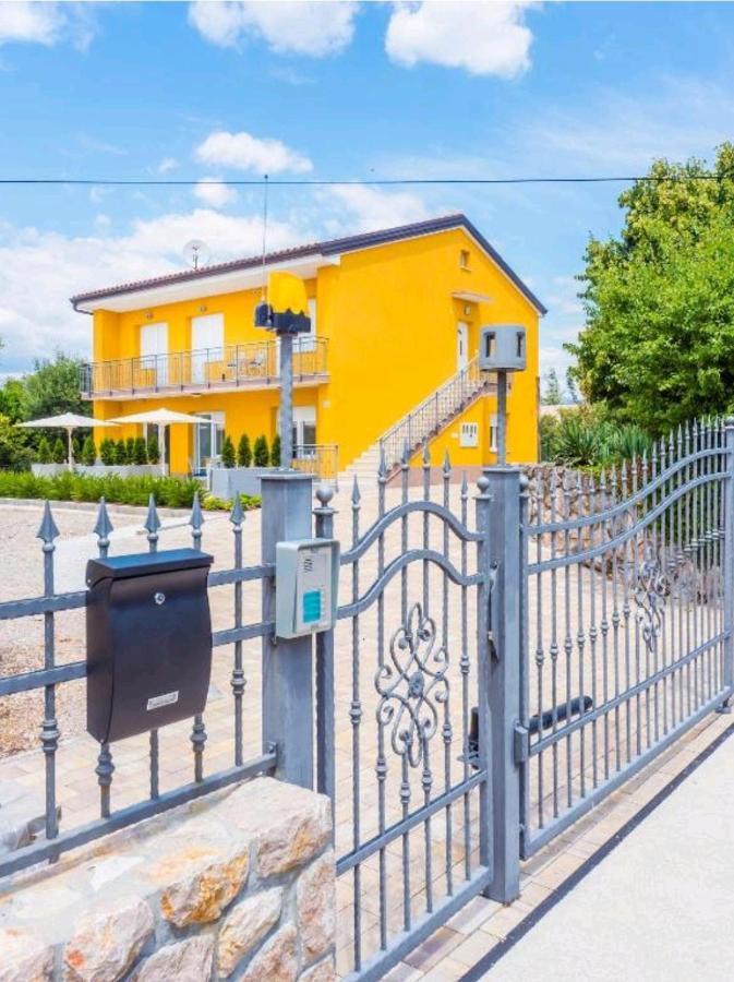 Adriatico Apartment Omisalj Bagian luar foto